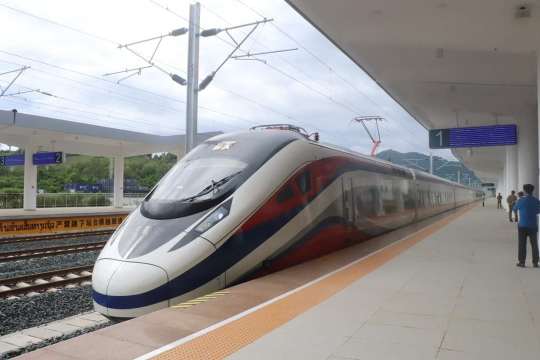 Laos-China Railway to operate cross border service in mid-April