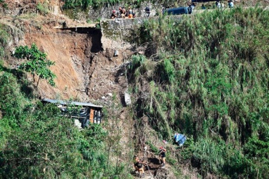 Several Killed And Missing In Philippine Landslide several-killed-and-missing-in-philippine-landslide