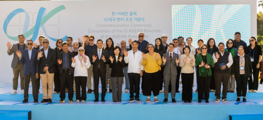 Jeju Olle Trail Route 8 Unveils ASEAN-Inspired Benches to Celebrate Friendship