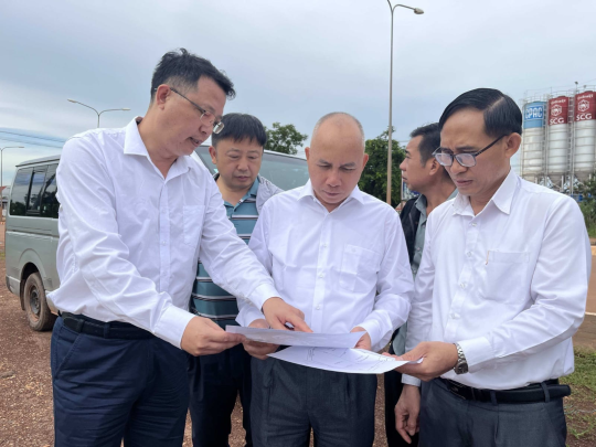 Laos and China Actively Promote Cooperation in Traditional Medicine