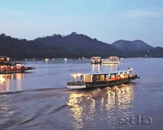 ປີນີ້ຄາດວ່າ ຈະມີນັກທ່ອງທ່ຽວຈີນ ເຂົ້າມາທ່ຽວລາວເພີ່ມຂຶ້ນ  2 ລ້ານເທື່ອຄົນ