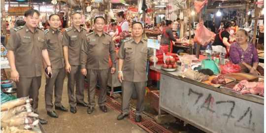 Champasak Cracks Down on Price Gouging Ahead of Lao New Year