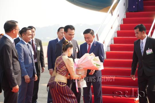 Senior Vietnamese Party official begins visit to Laos to strengthen ties