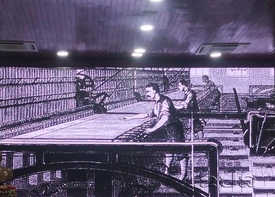 ພ້ອມກັນເສີມຂະຫຍາຍມູນເຊື້ອອັນດີງາມຂອງຊົນຊັ້ນກໍາມະກອນ (ເນ່ືອງໃນໂອກາດວັນກຳມະກອນສາກົນຄົບຮອບ 140 ປີ 1 ພຶດສະພາ 1886-1 ພຶດສະພາ 2026)