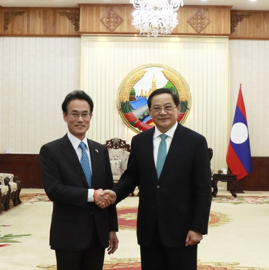 PM Sonexay Siphandone Meets Japanese Ambassador to Lao PDR