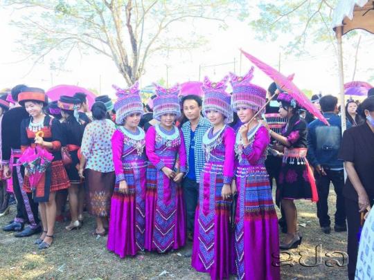 ຄວາມເປັນມາ ແລະ ຮີດຄອງປະເພນີ ຂອງຊົນເຜົ່າມົ້ງ