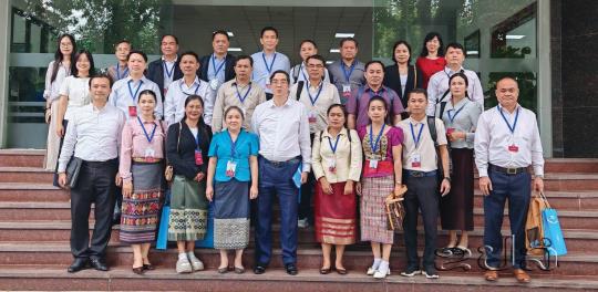 ພະນັກງານນຳພາ-ຄຸ້ມຄອງສື່ມວນຊົນລາວແລກປ່ຽນບົດຮຽນກັບວາລະສານກອມມູນິດຫວຽດນາມ