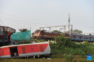 Railway services resume at crash site in eastern India