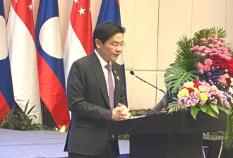  Singapore PM Praises Laos-Singapore Partnership