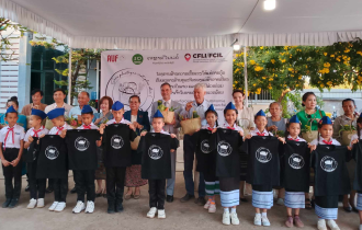 Project Launches to Empower Market Women and Reduce Plastic Use in Laos