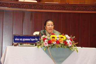 NA Vice President Sounthone Xayachack warmly welcomes Lao diaspora