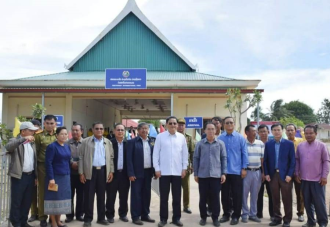 PM Visits Sixth Lao-Thai Friendship Bridge Construction Site