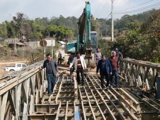   Xieng Khuang Vice Governor Inspects Nam Ngum Bridge Repairs