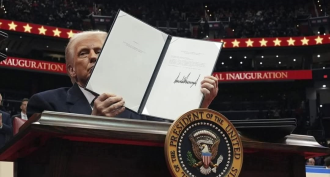  Trump changes US policy on his first day by signing dozens of executive orders