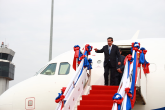 President of Cambodian Senate Arrives in Vientiane   