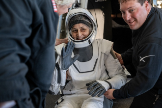 Smiles, thumbs ups and a safe return for ’stranded’ NASA astronauts