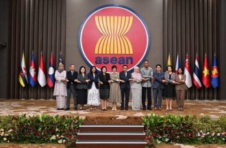 Vietnam actively promotes ASEAN integration initiatives 