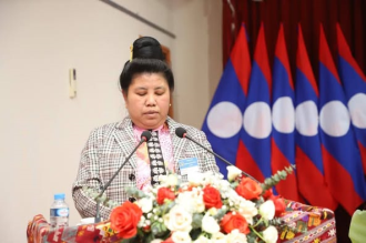 ຜະລິດຫັດຖະກຳພື້ນເມືອງ ສູ່ການສ້າງລາຍຮັບຫລາຍຮ້ອຍລ້ານເຂົ້າຄອບຄົວ