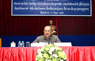 ຮອງນາຍົກລັດຖະມົນຕີພົບປະໂອ້ລົມ ການນຳຫລັກແຫລ່ງ ແຂວງຊຽງຂວາງ