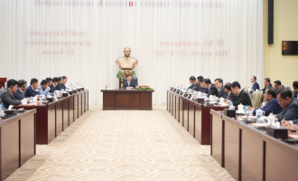 Lao Top Party Leader Welcomes Young Leaders from Laos, Vietnam, and Cambodia