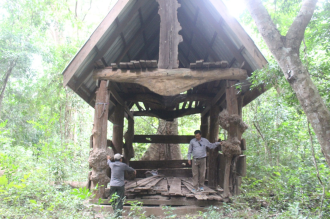 Discover Sala Pak Yen Nam Buy: Outhoumphone’s Natural Gem