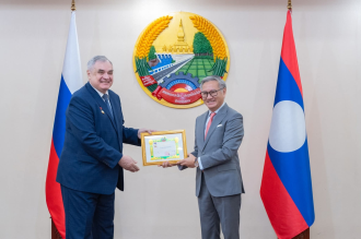 Lao Government Confers Friendship Medal on Russian Ambassador