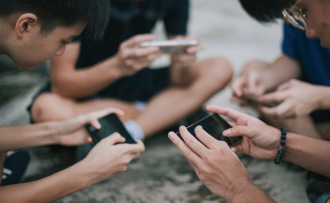 ມາເລເຊຍ ກຽມຫ້າມເດັກ ອາຍຸ 16ປີ ໃຊ້ສື່ສັງຄົມອອນລາຍ ນັບແຕ່ປີ2026