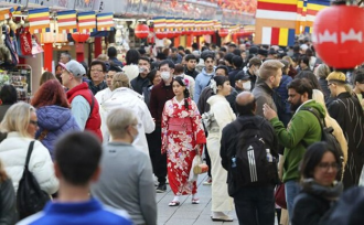 Japan sees 3.9 mil. foreign visitors in Oct., second highest monthly figure