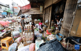 ຍອດຜູ້ເສຍຊີວິດ ຈາກໄພນ້ຳຖ້ວມ ຢູ່ພາກໃຕ້ຂອງໄທ ເພີ່ມຂຶ້ນຮອດ 145 ຄົນ