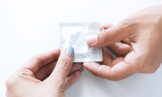 ສປຈີນ ຈະຂຶ້ນພາສີຖົງຢາງອະນາໄມ ຫວັງເພີ່ມອັດຕາການເກີດໃນປະເທດ