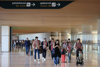 ກຳປູເຈຍ ຈະທົດລອງ ປະຕິບັດນະໂຍບາຍ ຍົກເວັ້ນວີຊາ ຕໍ່ພົນລະເມືອງຈີນໃນປີໜ້າ