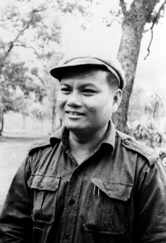 ປະທານ ໄກສອນ ພົມວິຫານ ທີ່ເຄົາລົບຮັກ ຜູ້ນຳທີ່ໄດ້ຮ່ວມກັບ ປະທານ ໂຮ່ຈີ່ມິງ ຜູ້ຍິ່ງໃຫຍ່ ວາງຮາກຖານສາຍພົວພັນສາມັກຄີພິເສດ ລາວ-ຫວຽດນາມ