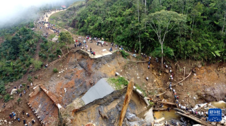 ອິນໂດເນເຊຍ ມີຜູ້ເສຍຊີວິດ ຫລາຍກວ່າ 1.000 ຄົນ ຈາກໄພນ້ຳຖ້ວມ