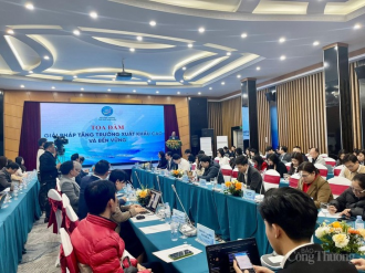 ສສ ຫວຽດນາມ ມີການນຳເຂົ້າ-ສົ່ງອອກ ອາດບັນລຸ ວົງເງິນຫລາຍກວ່າ 920 ຕື້ໂດລາສະຫະລັດໃນປີນີ້