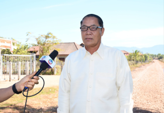 ເມືອງມູນລະປາໂມກ ເອົາໃຈໃສ່ໃນການແກ້ໄຂບ້ານທຸກຍາກ ກ້າວຂຶ້ນສູ່ບ້ານພັດທະນາ