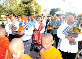 ເຊກອງ ຈັດບຸນນະມັດສະການເສົາຫລັກເມືອງບັນດາເຜົ່າ ແລະ ອະນຸສາວະລີອົງແກ້ວ