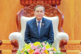 ປະທານສະພາແຫ່ງຊາດ ເນັ້ນໃຫ້ປະຊາຊົນເລືອກເອົາ ສສຊ-ສສຂ ທີ່ມີຜົນງານດີເດັ່ນຄົບມາດຖານເງື່ອນໄຂ