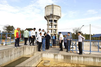 Public Works Minister Urges Progress on Water Supply Projects in Attapeu