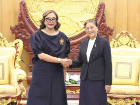 ຮອງປະທານປະເທດຕ້ອນຮັບທູດອິນໂດເນເຊຍ ເຂົ້າຢ້ຽມອຳລາ