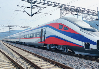 Cross-Border Travel Surges on China-Laos Railway During Spring Festival Holiday