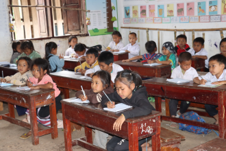 School Meals Programme Boosts Education and Nutrition in Huaytong Village