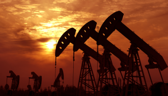 ລາຄານ້ຳມັນໃນຕະຫຼາດສາກົນ ເພີ່ມຂຶ້ນຫຼາຍກວ່າ 2%