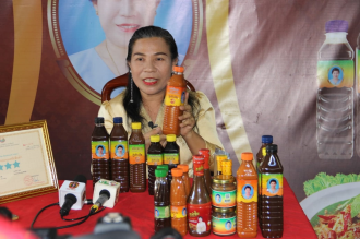 ປາແດກຮຸ່ງເຮືອງສີນ ຄອງໃຈລູກຄ້າມາຍາວນານ