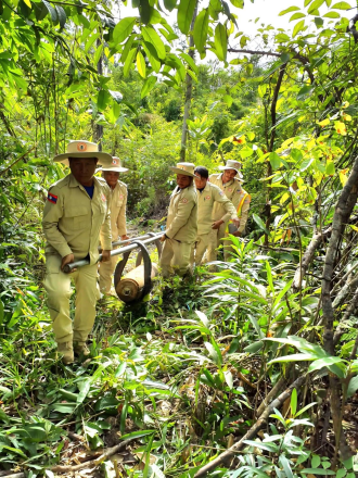 UXO Lao Destroys Three 500-Pound Bombs in Attapeu Province