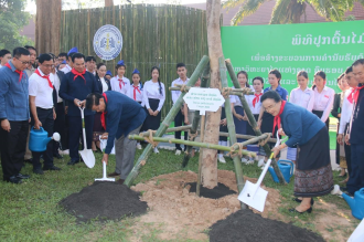President Joins Tree-Planting Ceremony at National University of Laos