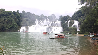 ນໍ້າຕົກຕາດຊາຍແດນ ຈີນ-ຫວຽດນາມ ສະຫວັນແຫ່ງທໍາມະຊາດທີ່ຕ້ອງໄປສຳຜັດ