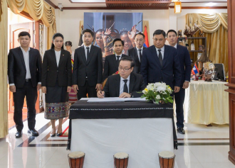 Lao Deputy Foreign Minister Pays Tribute to Late Former Timor-Leste President