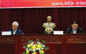 ຫລວງພະບາງ ດຳເນີນກອງປະຊຸມຄົບຄະນະບໍລິຫານງານພັກເປີດກ້ວາງ