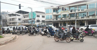  Traffic Congestion in Vientiane Caused by Multiple Factors