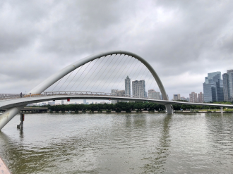 Haixin Bridge: Guangzhou&rsquo;s "Little Phoenix Eye"